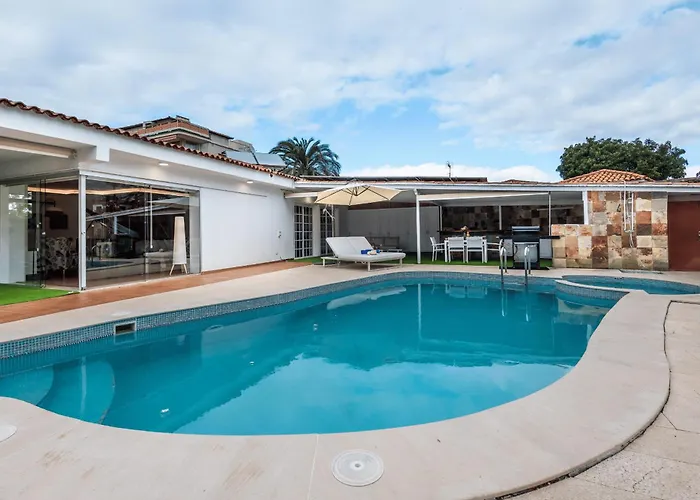 Luxury With Pool, Jacuzzi, Cardio Area And Gardens * Puerto de la Cruz (Tenerife)