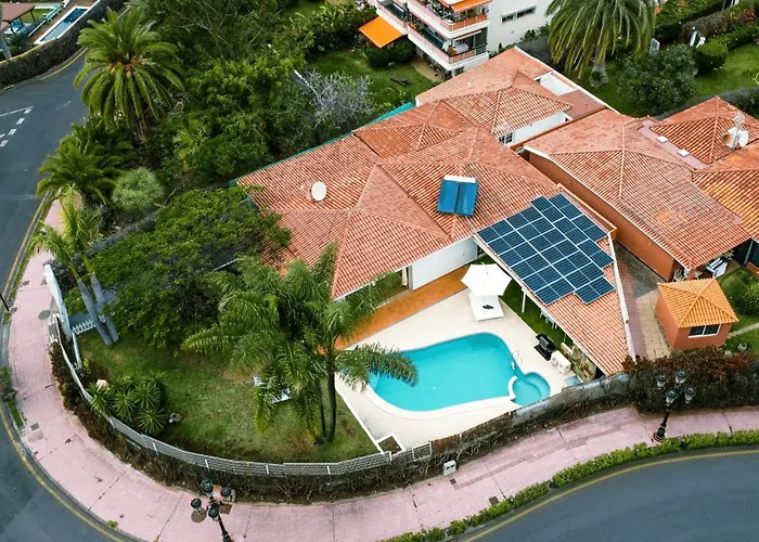 Chalet Luxury With Pool, Jacuzzi, Cardio Area And Gardens Puerto de la Cruz (Tenerife)